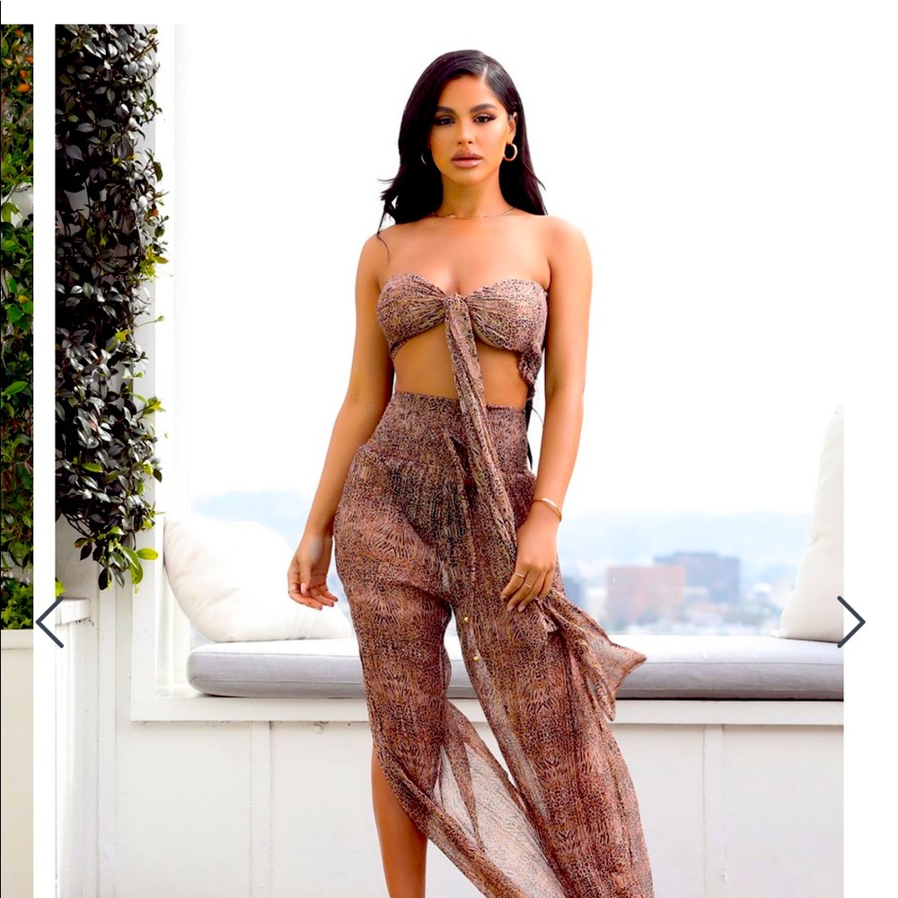 Gorgeous 2 piece set from Fashion Nova